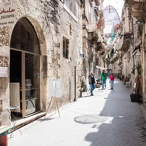  Apartament Di Charme Ortigia Marilini Dulini